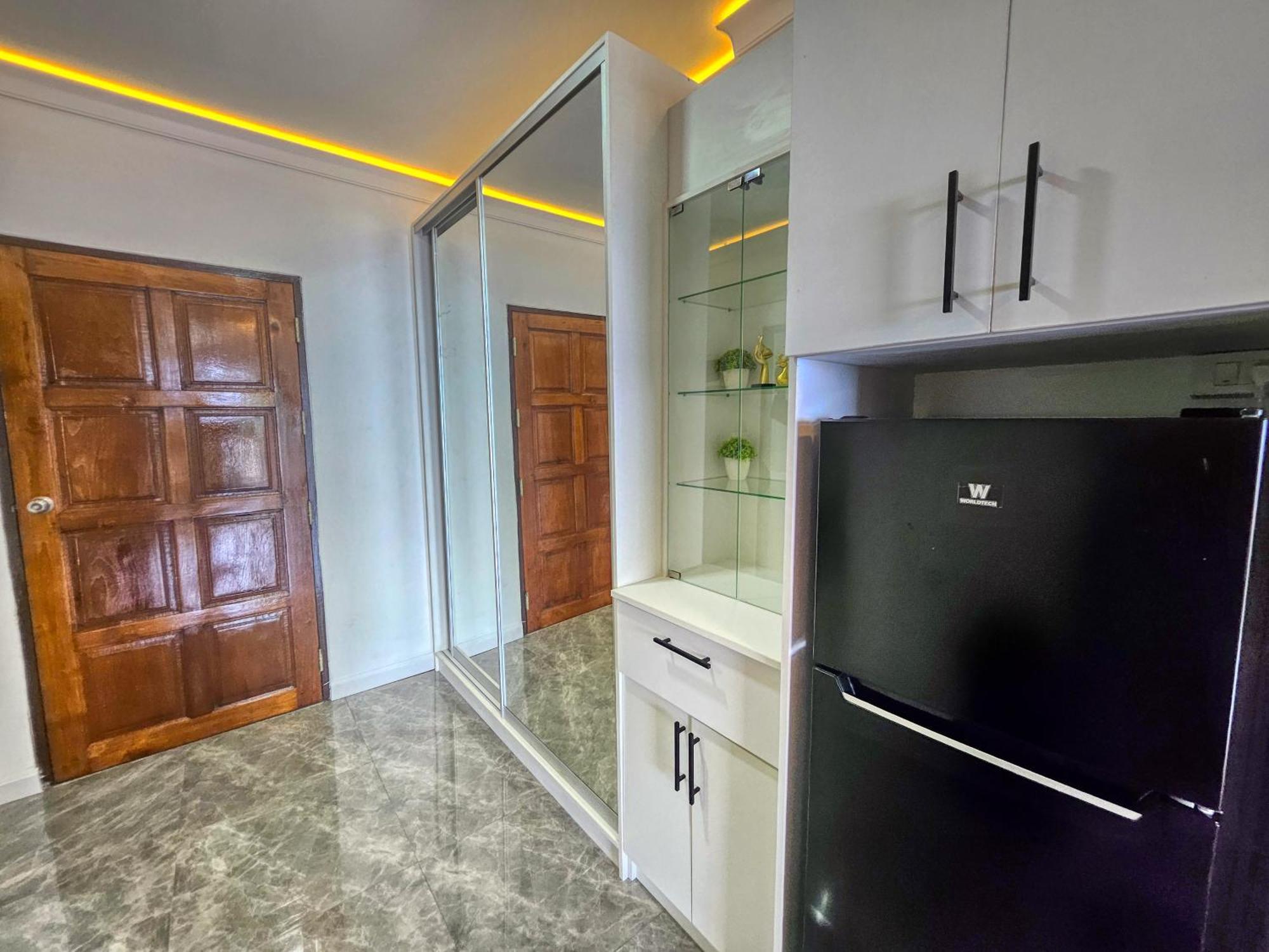 View Talay 5 Jomtien Beachfront Pattaya Exterior foto